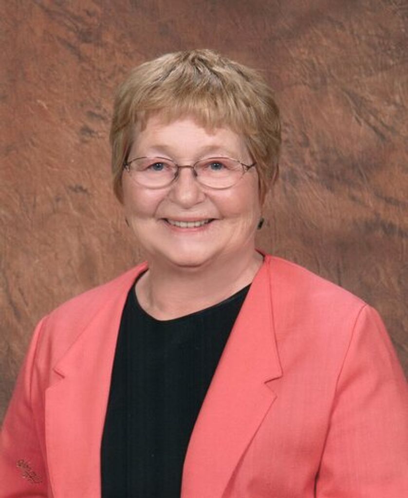 Harriett M Whitesell