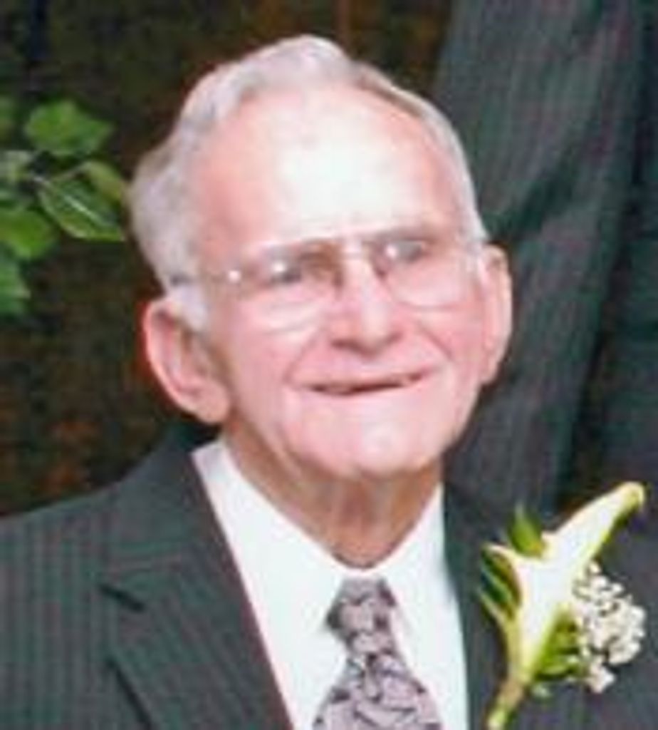 Vaude Tucker, Sr