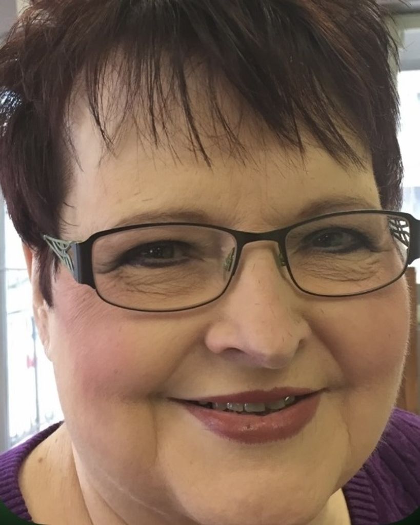 Jean Carole Warne Profile Photo