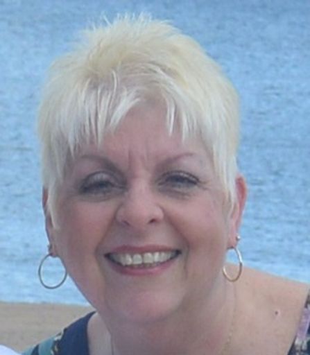 Elizabeth Carpenter Profile Photo