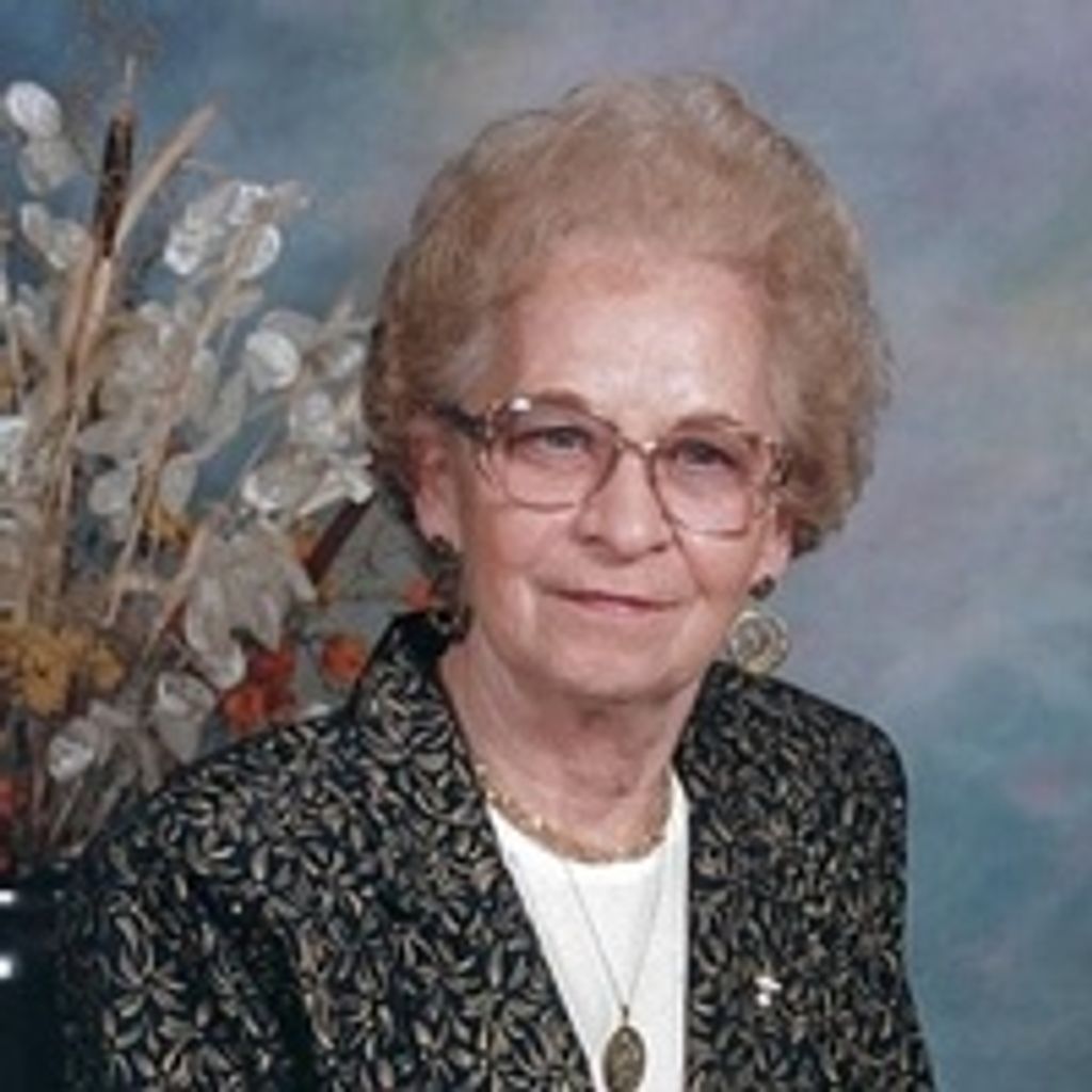 Ruth Lohr Profile Photo