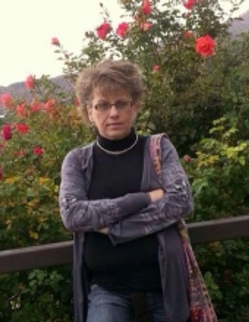 Shelly  Dawn Bell