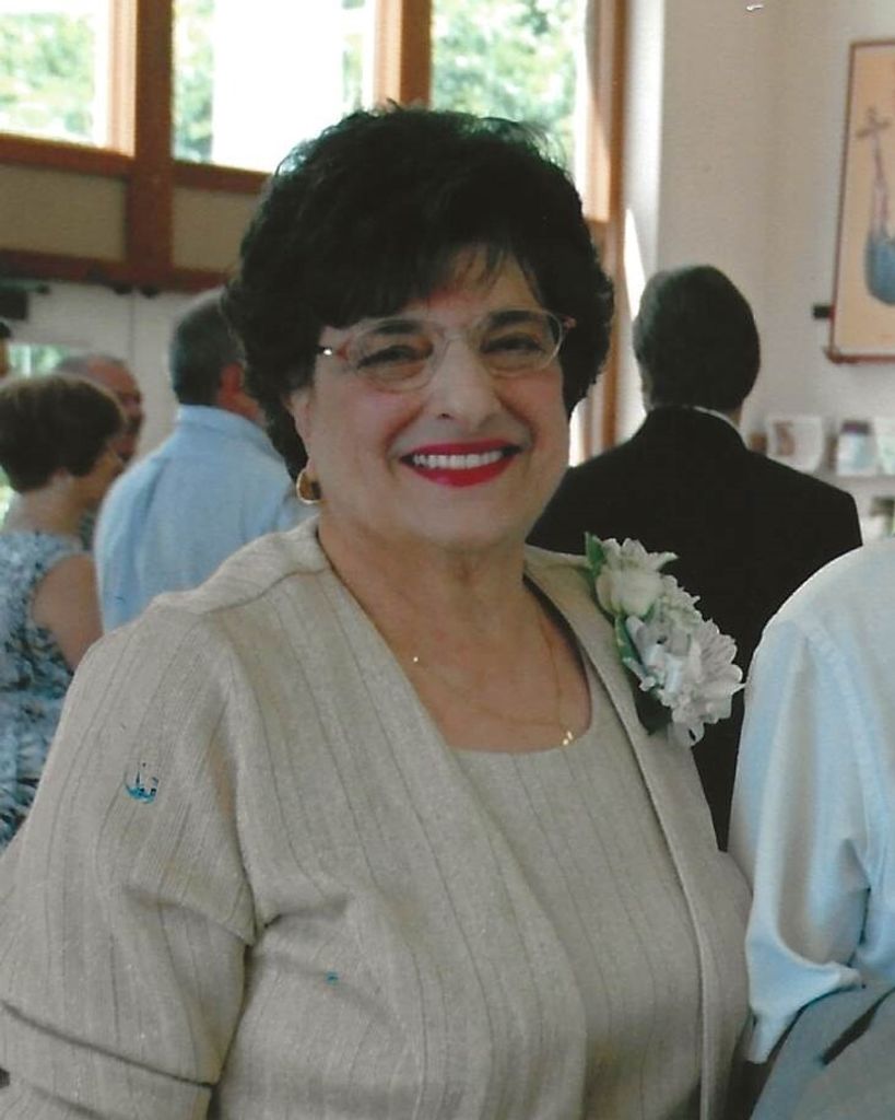 Rosalie Varanese Profile Photo