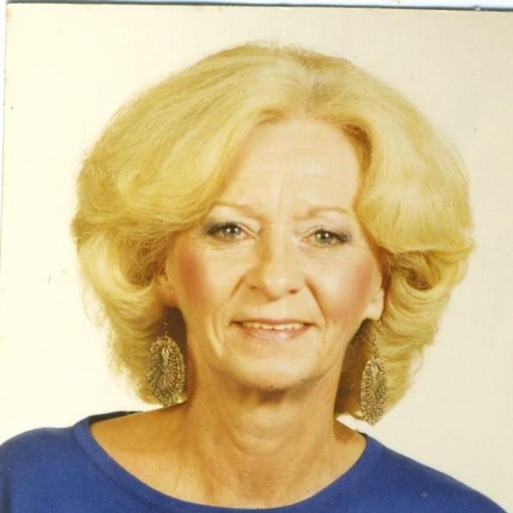 Edna May Leggett "Peaches" Smith
