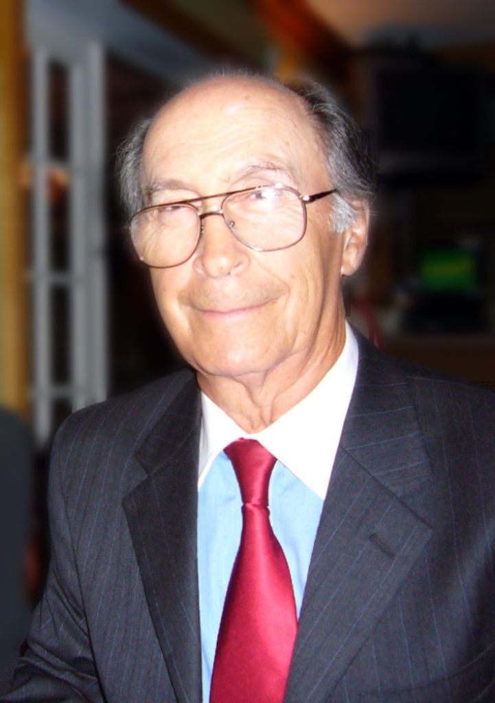Sloves, Stuart Ivan