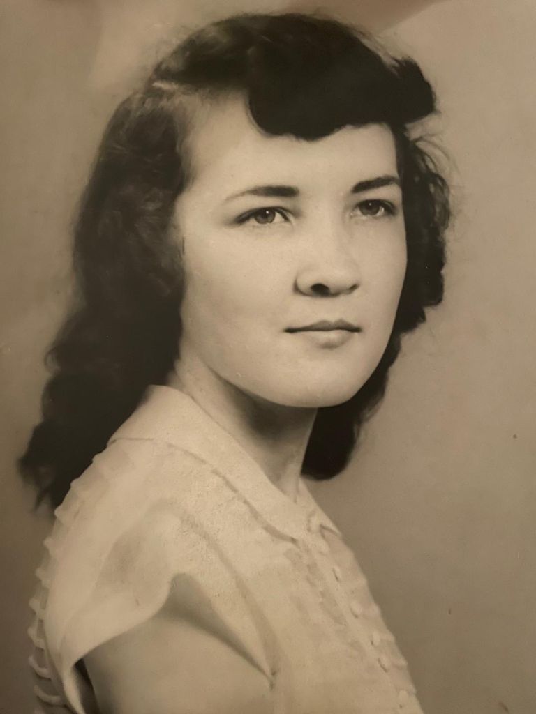 Betty Jo Laughlin Profile Photo