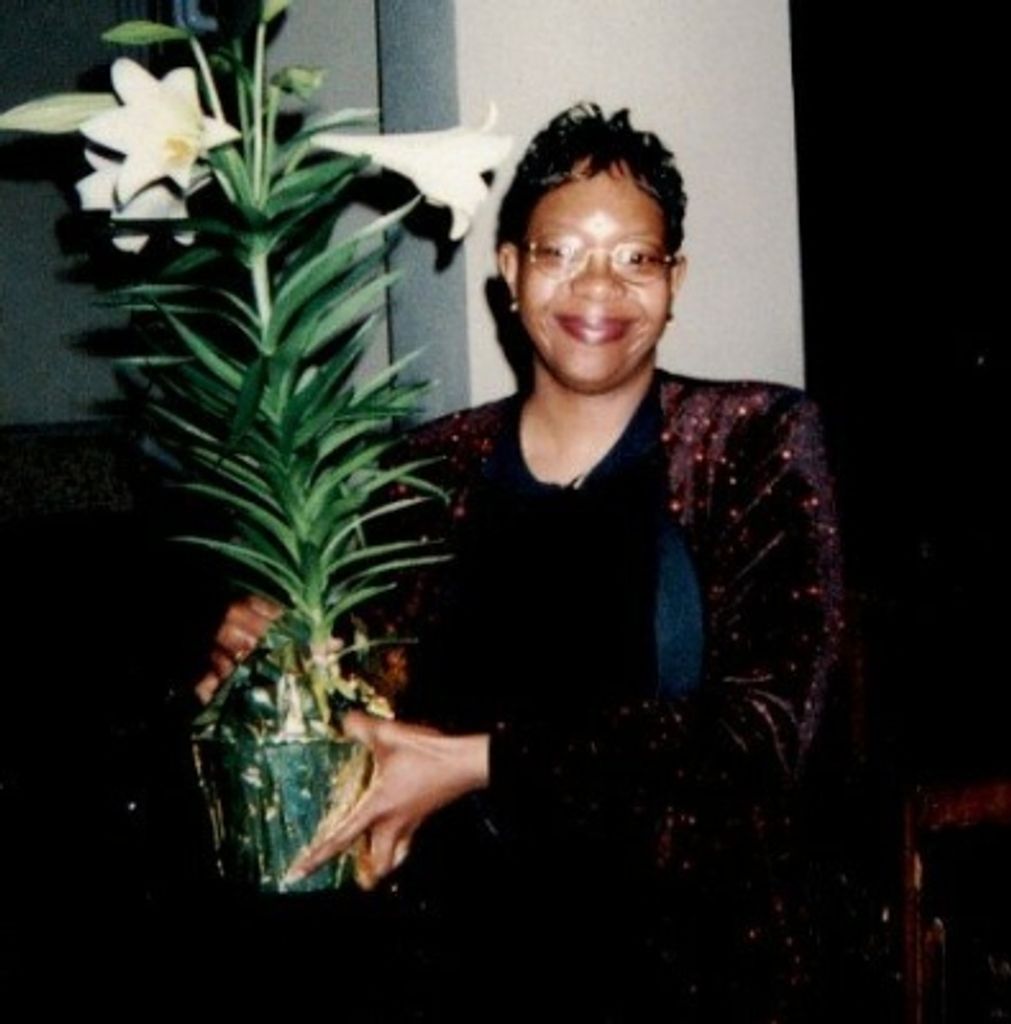 Yvette Marie Dinkins