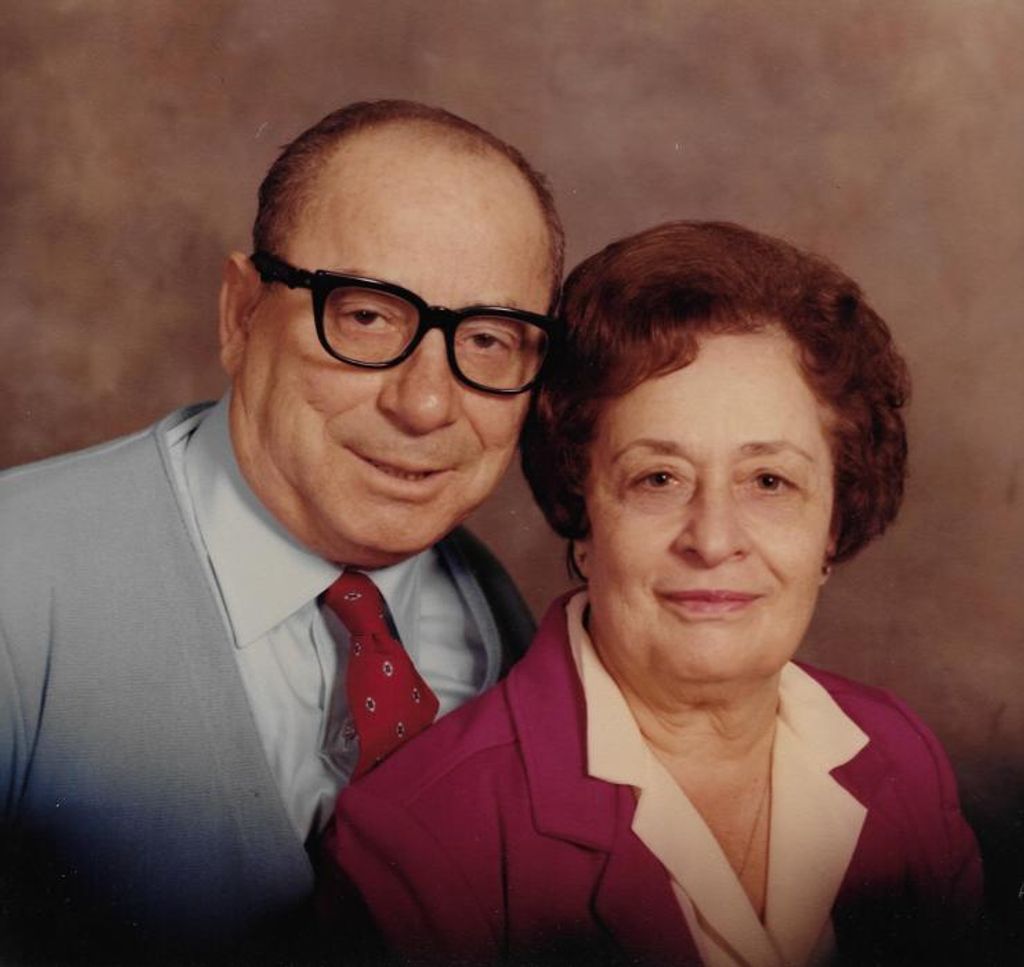 Rose M. (Famularo)  Viano