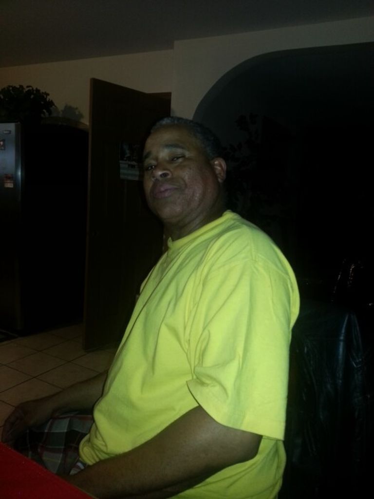 Robert Bradford Jr. Profile Photo