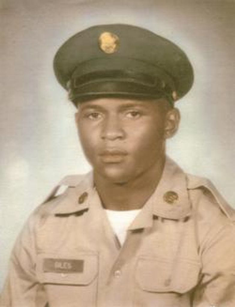 Woody Yuell "Bo" Giles