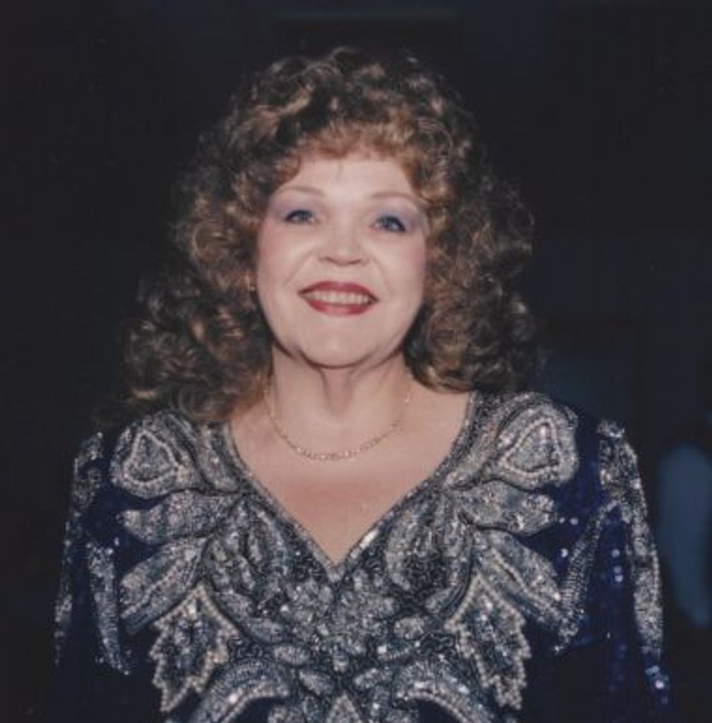 Janet  Stender