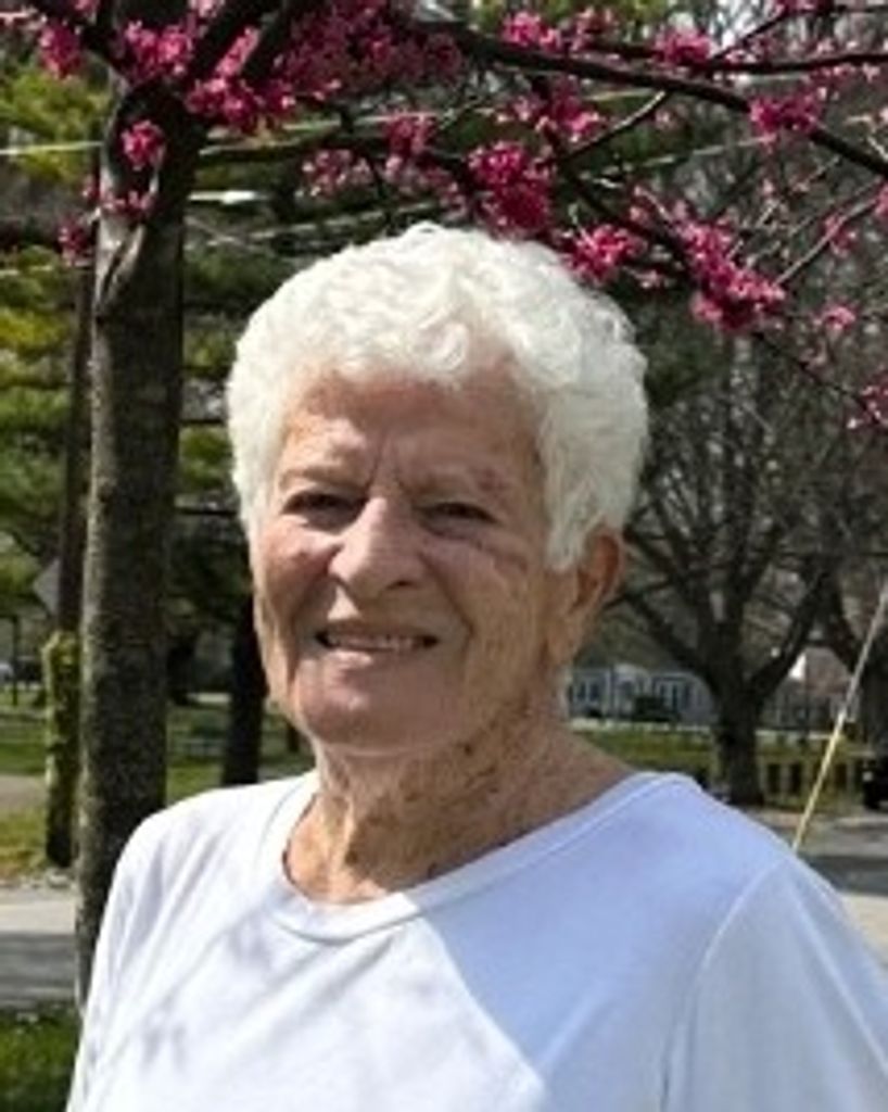 Hattie Moloney Profile Photo