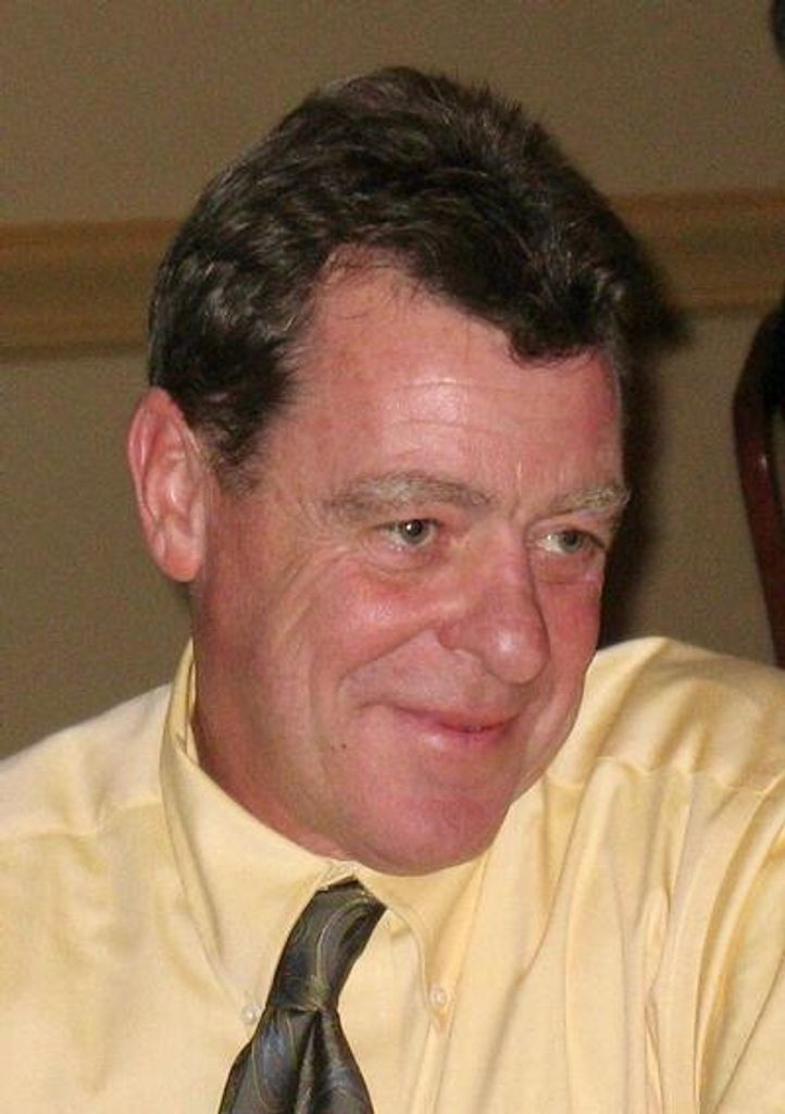 Thomas James Dye Profile Photo