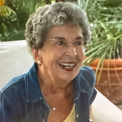 Ena Hoflund Profile Photo