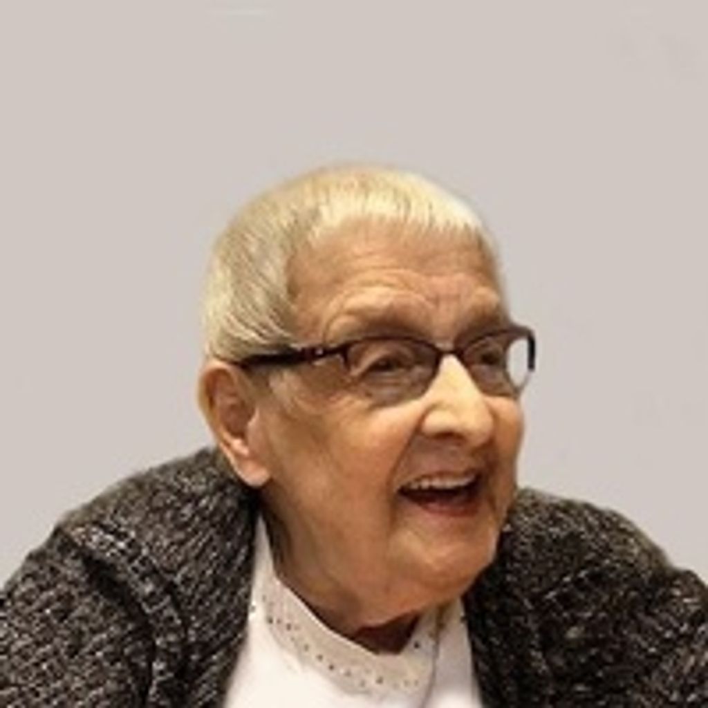 Emma  Elizabeth Foxx