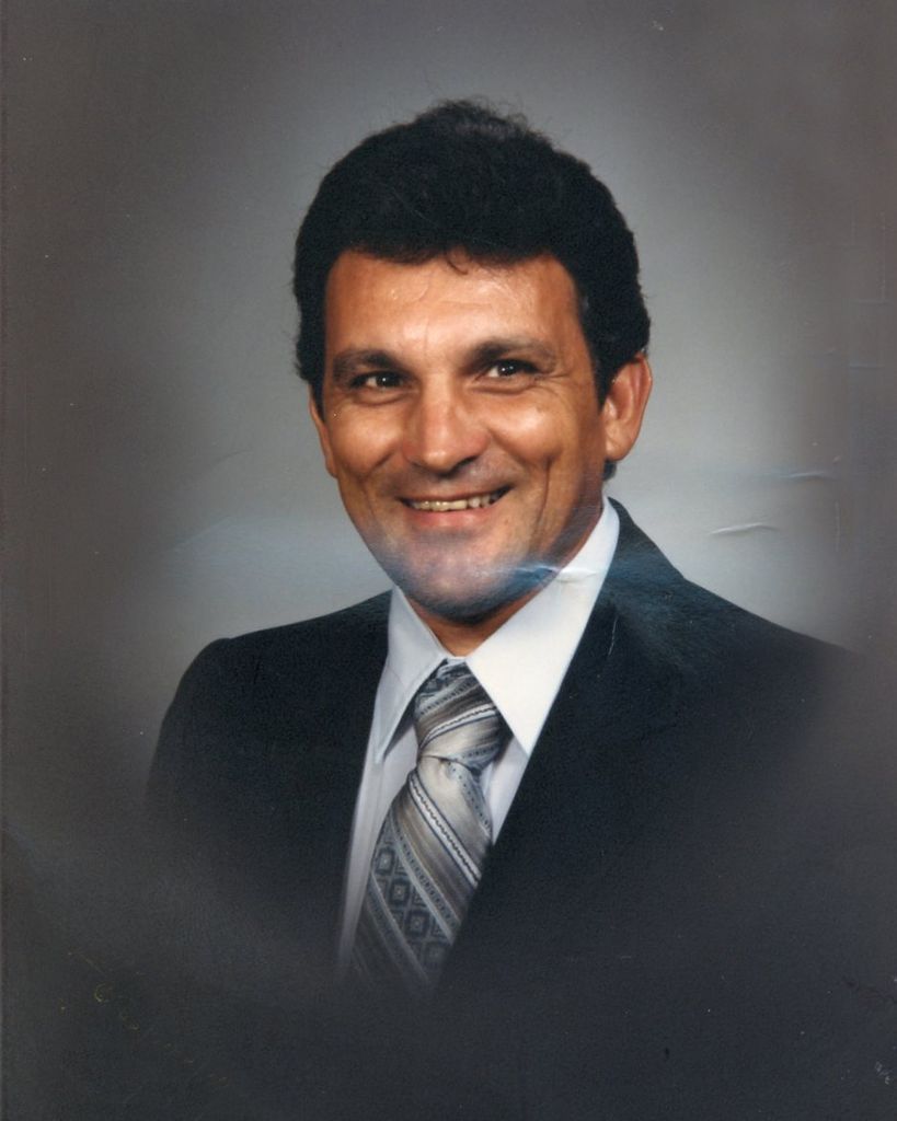 O'Neil Brent Delcambre Profile Photo