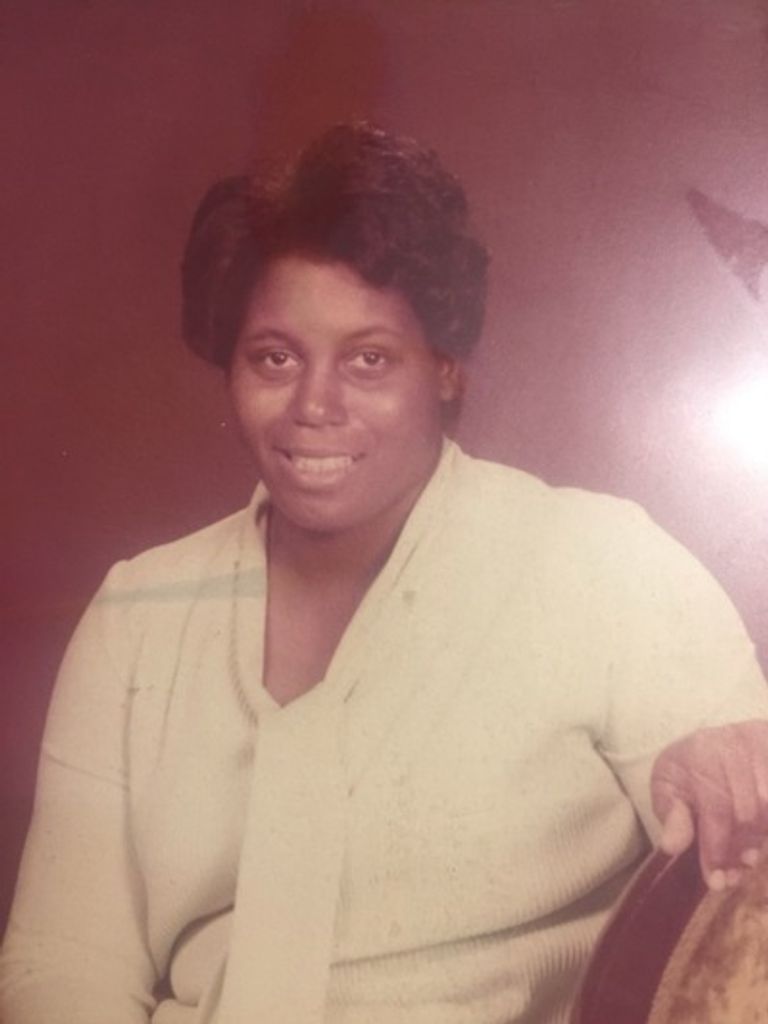 Mrs. Vivian Delois Washington Profile Photo