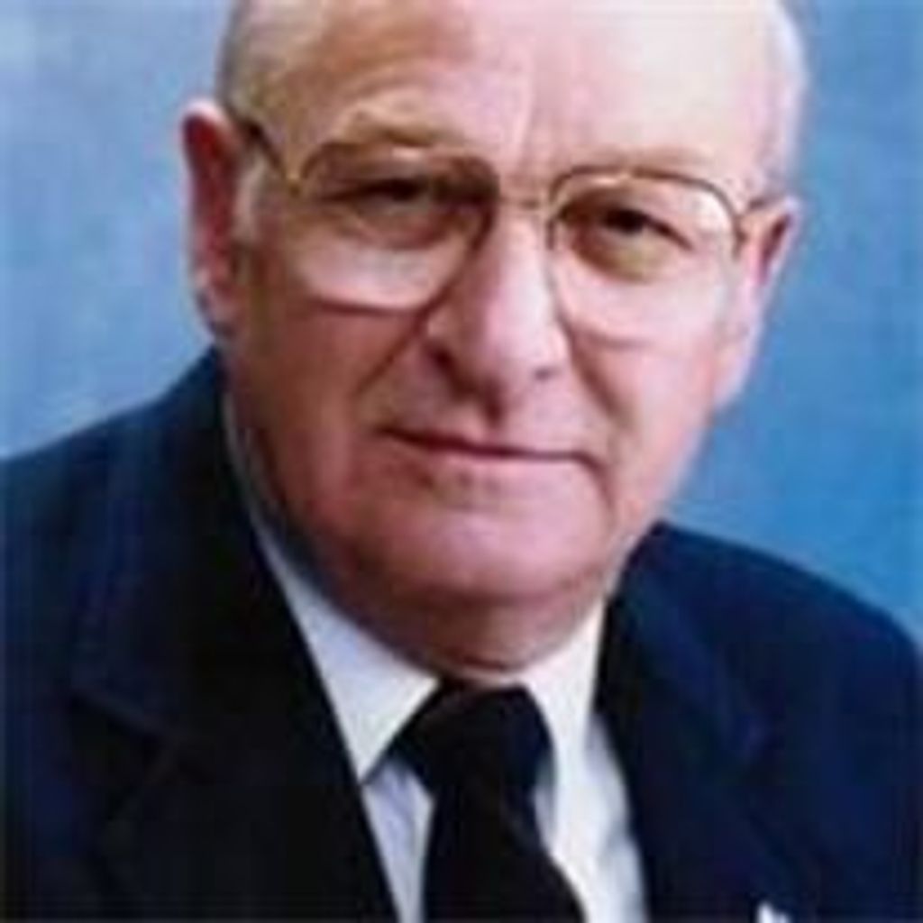 Robert Tomlinson Profile Photo