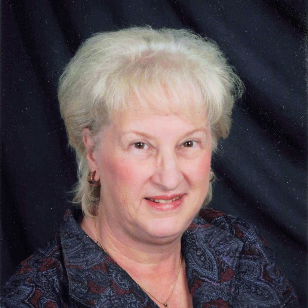 Carole Paula Hoover Profile Photo