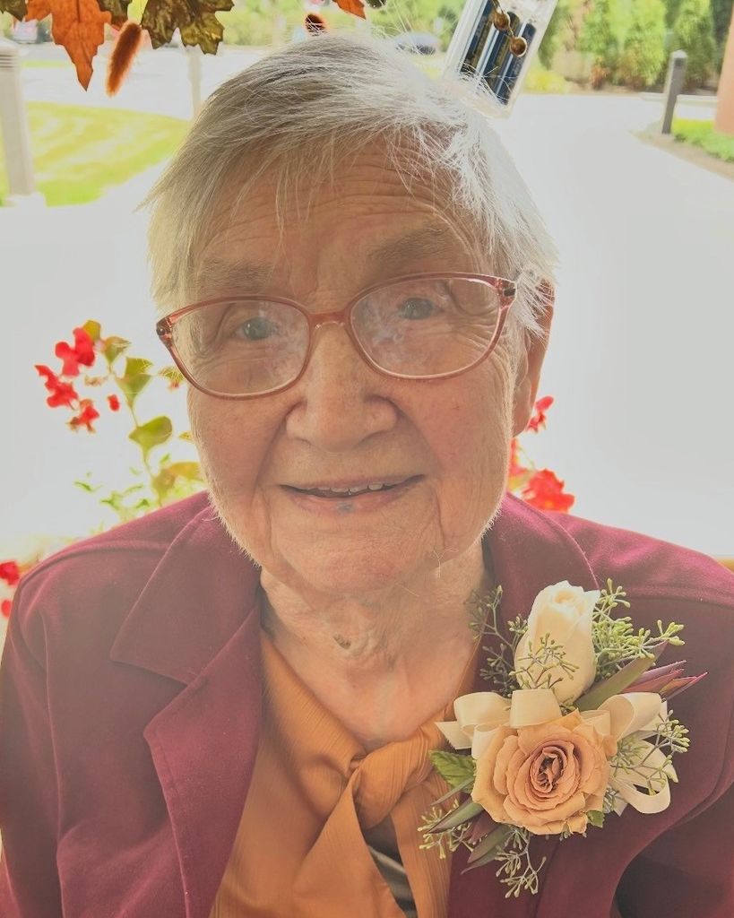 Ruth Heling Profile Photo