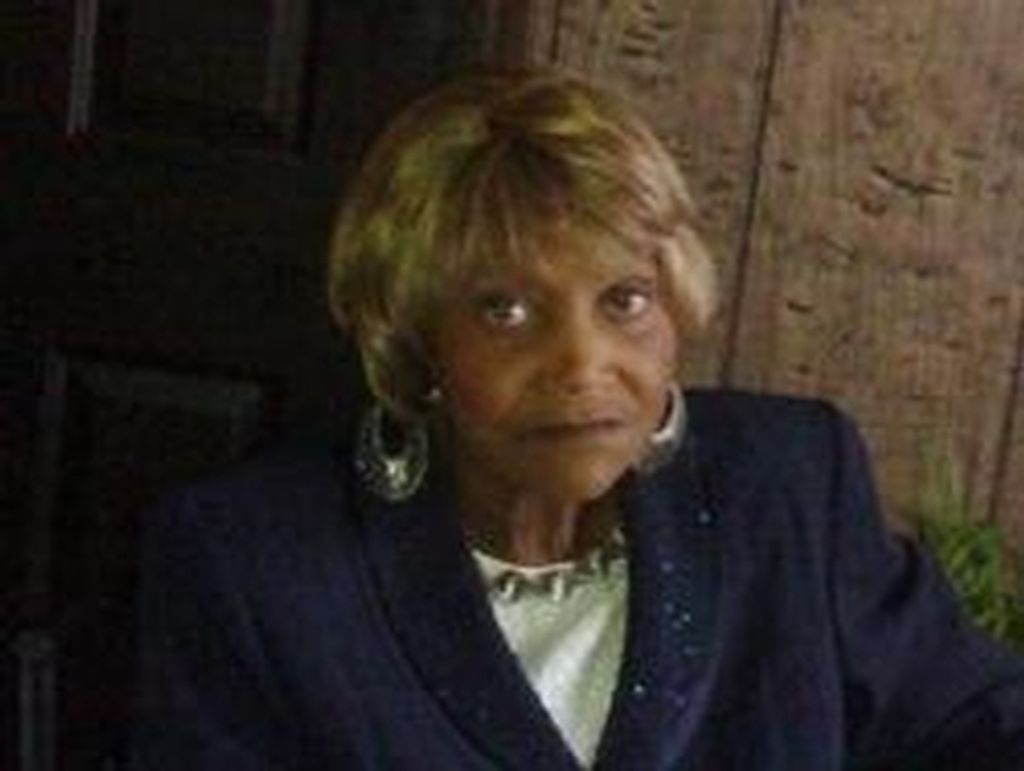 Cynthia Jean Hemmitt Woods