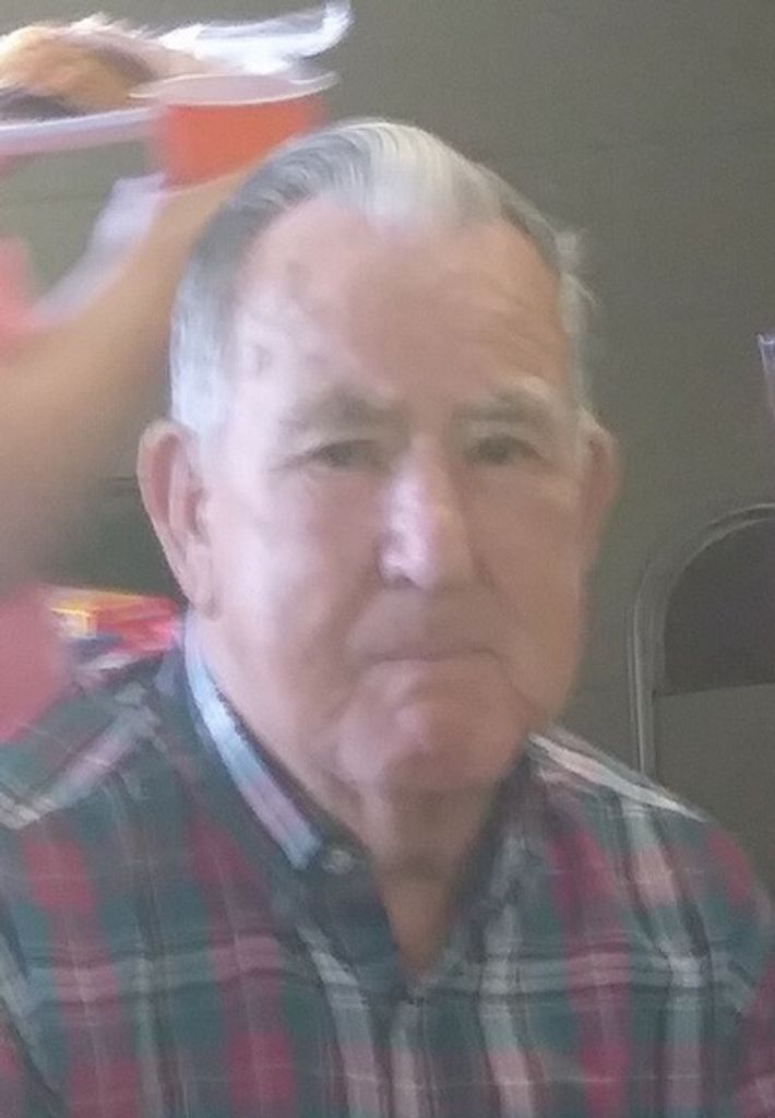 Thomas Riley Simmons Profile Photo