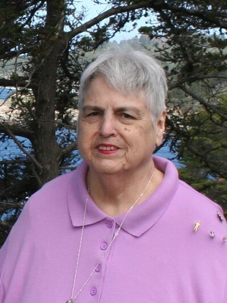 Naomi F. Castillo Profile Photo