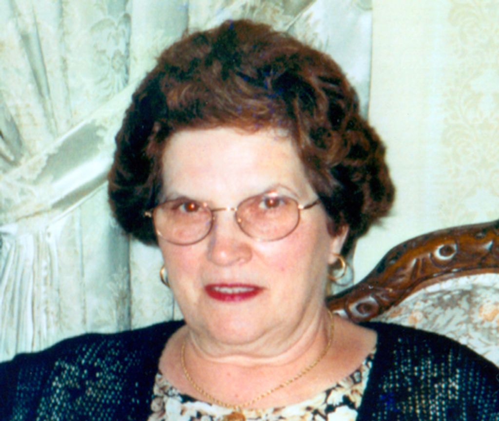 Maria E. Pereira