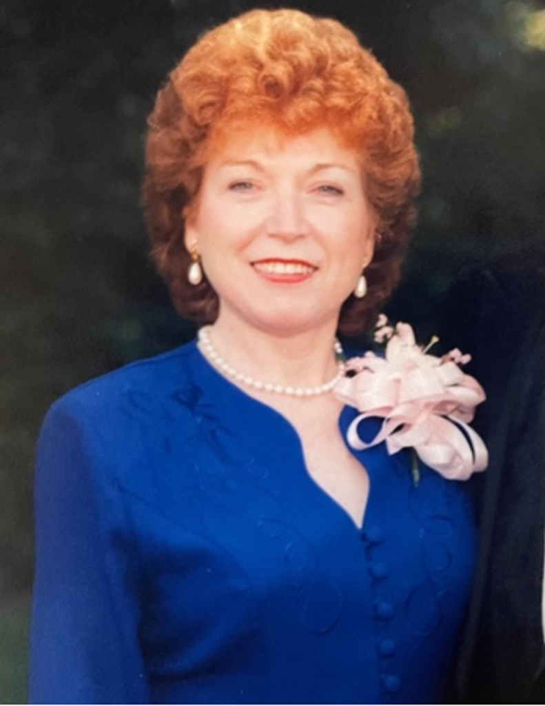 Ann Holliday Profile Photo