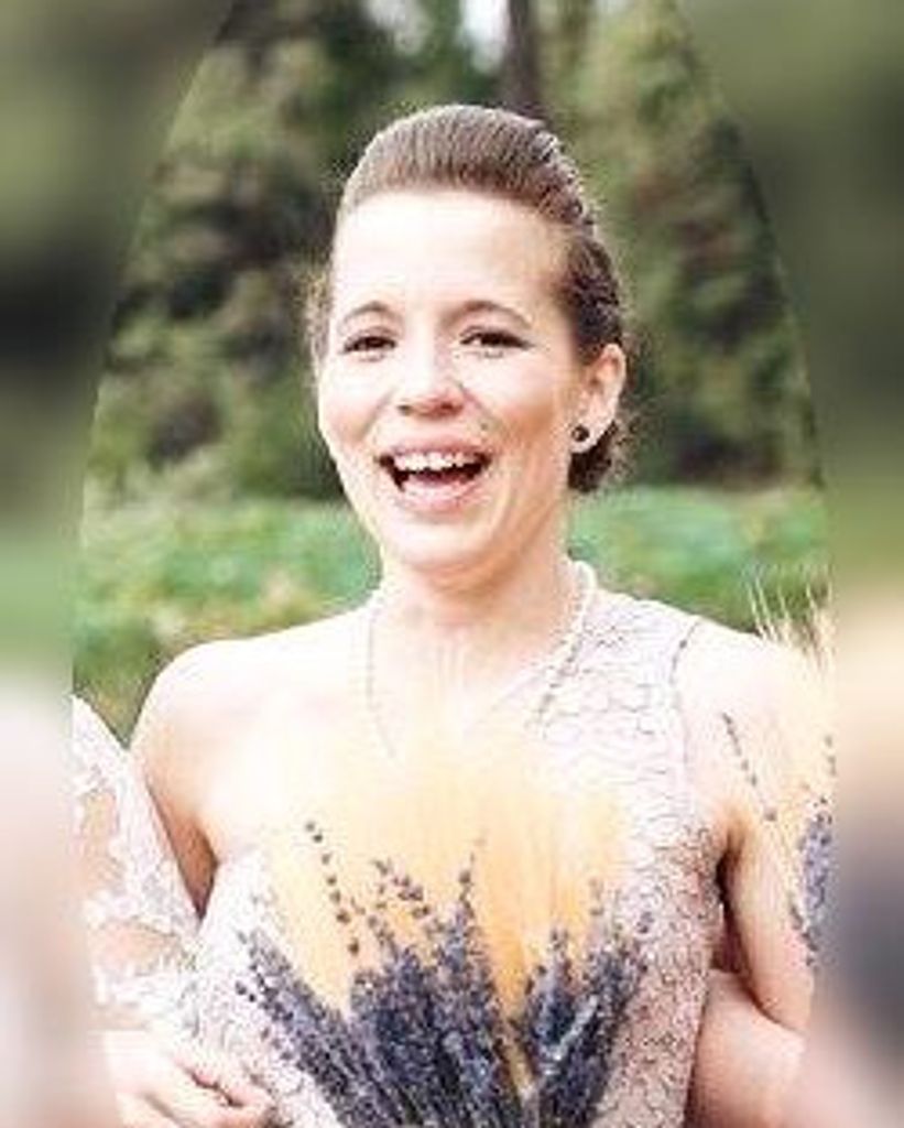 Chelsea Erno Profile Photo