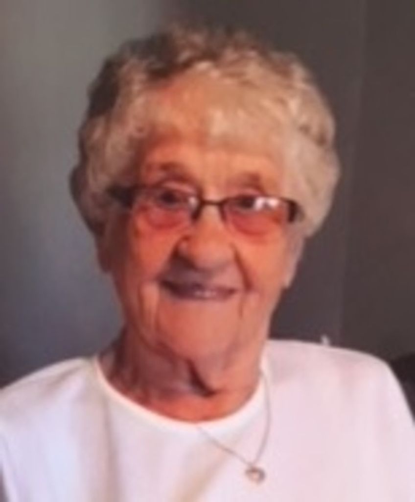 Alice Hoyles Profile Photo