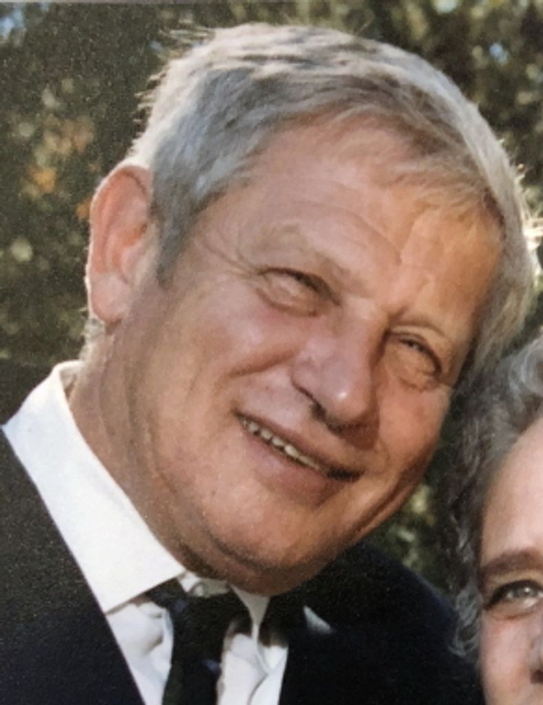 Irvin Decker