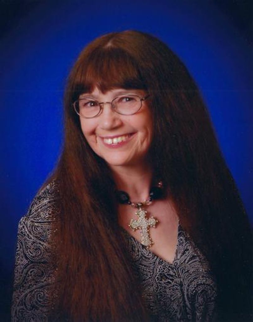 Julie Hoksbergen Profile Photo