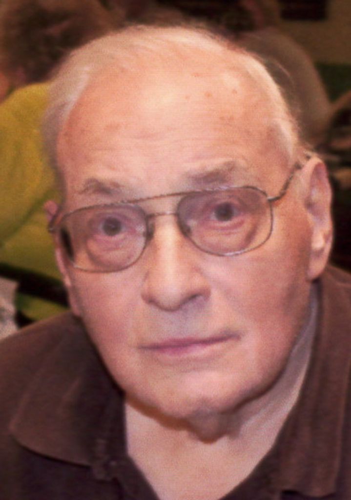 Edward C Slutz