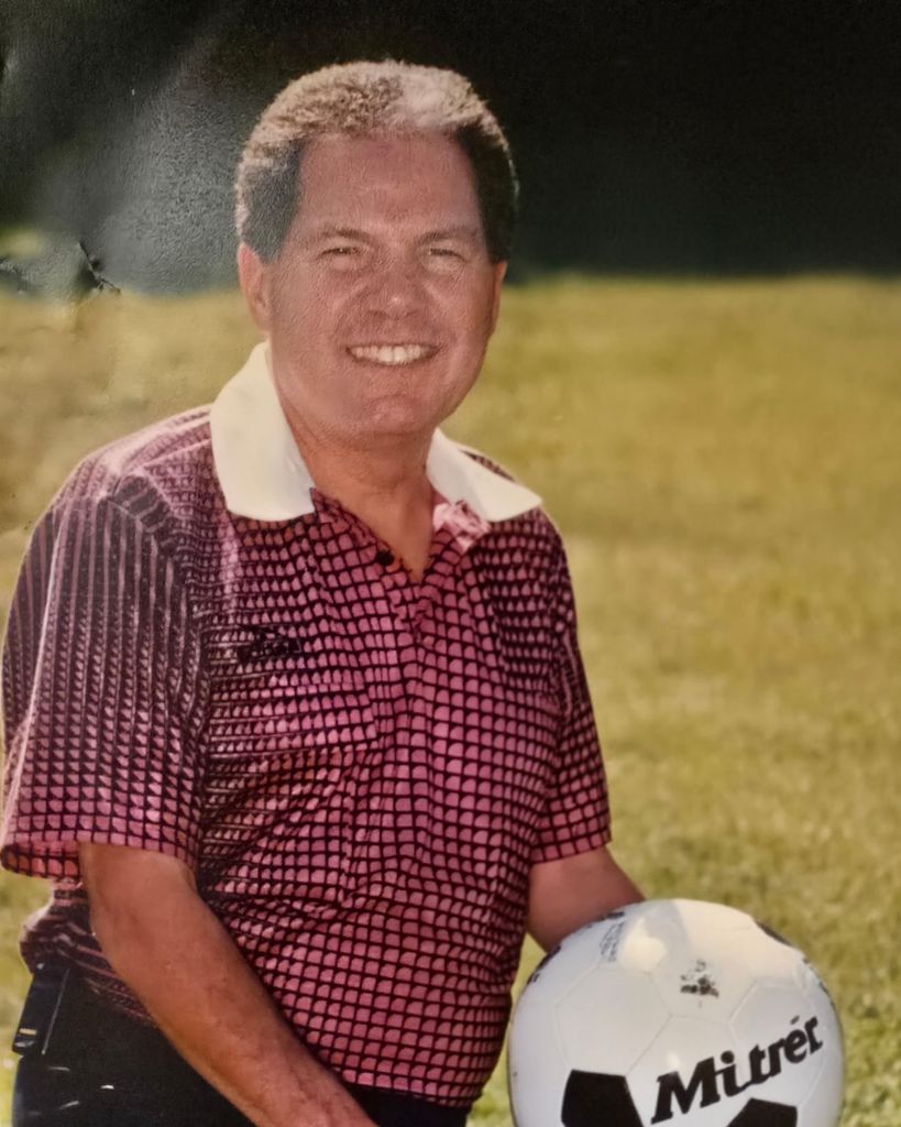 Charles Ellis Profile Photo