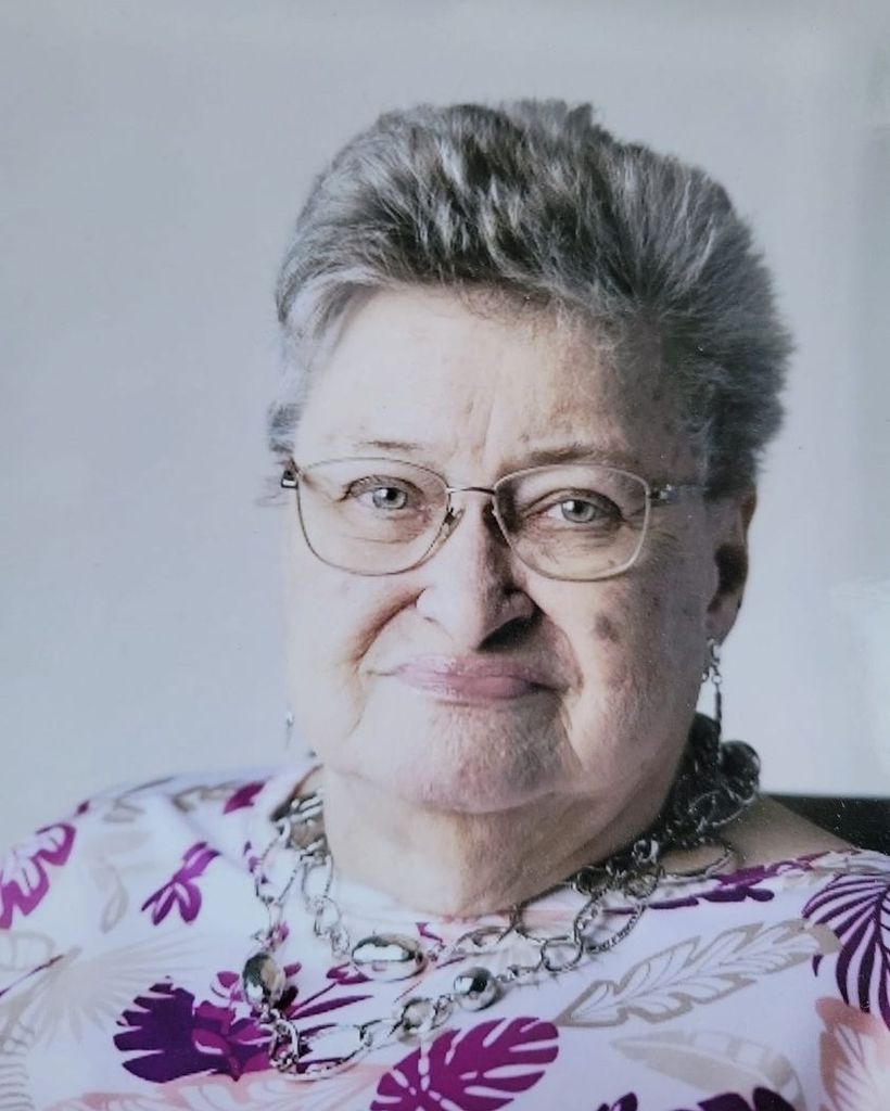 Sharon Lou Belland