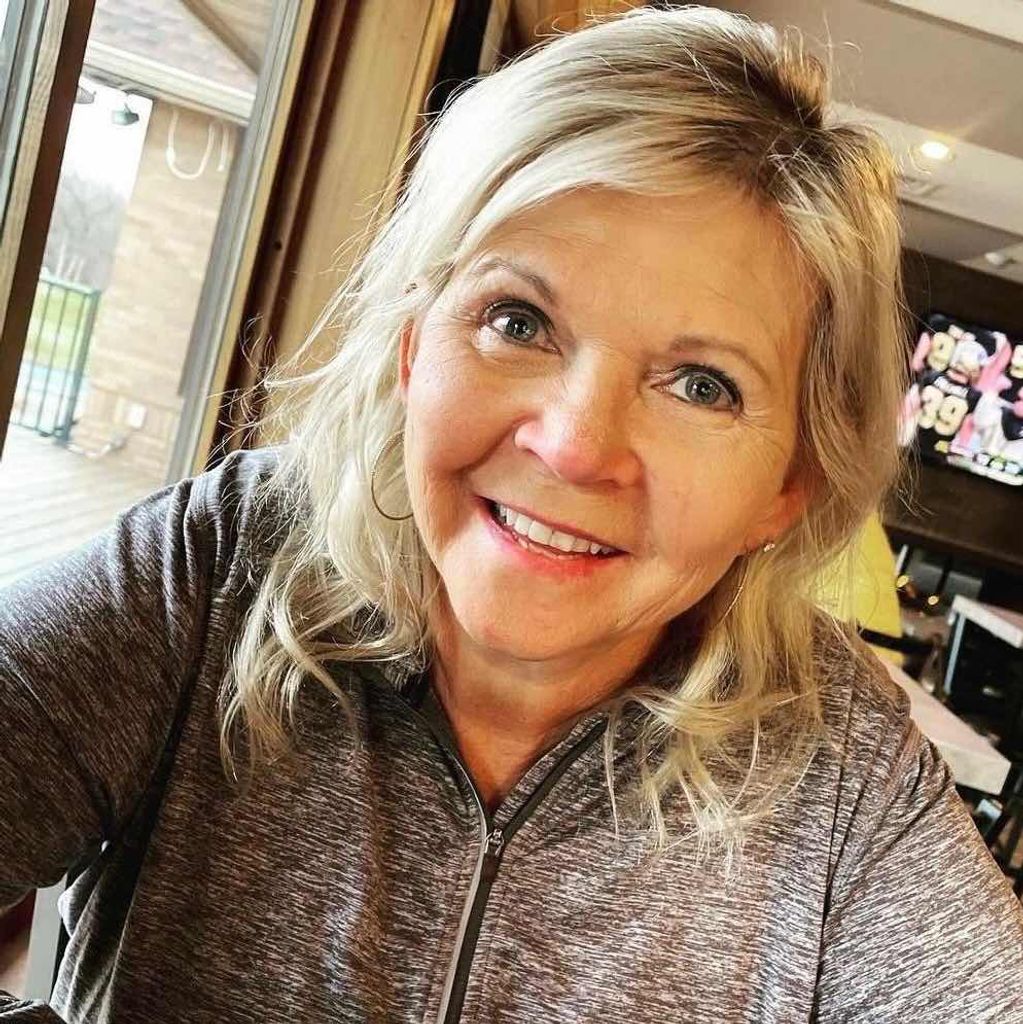 Donna Wilson Bernstrom Profile Photo