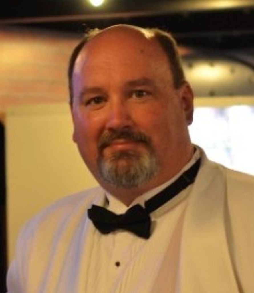 Robert Smith Profile Photo