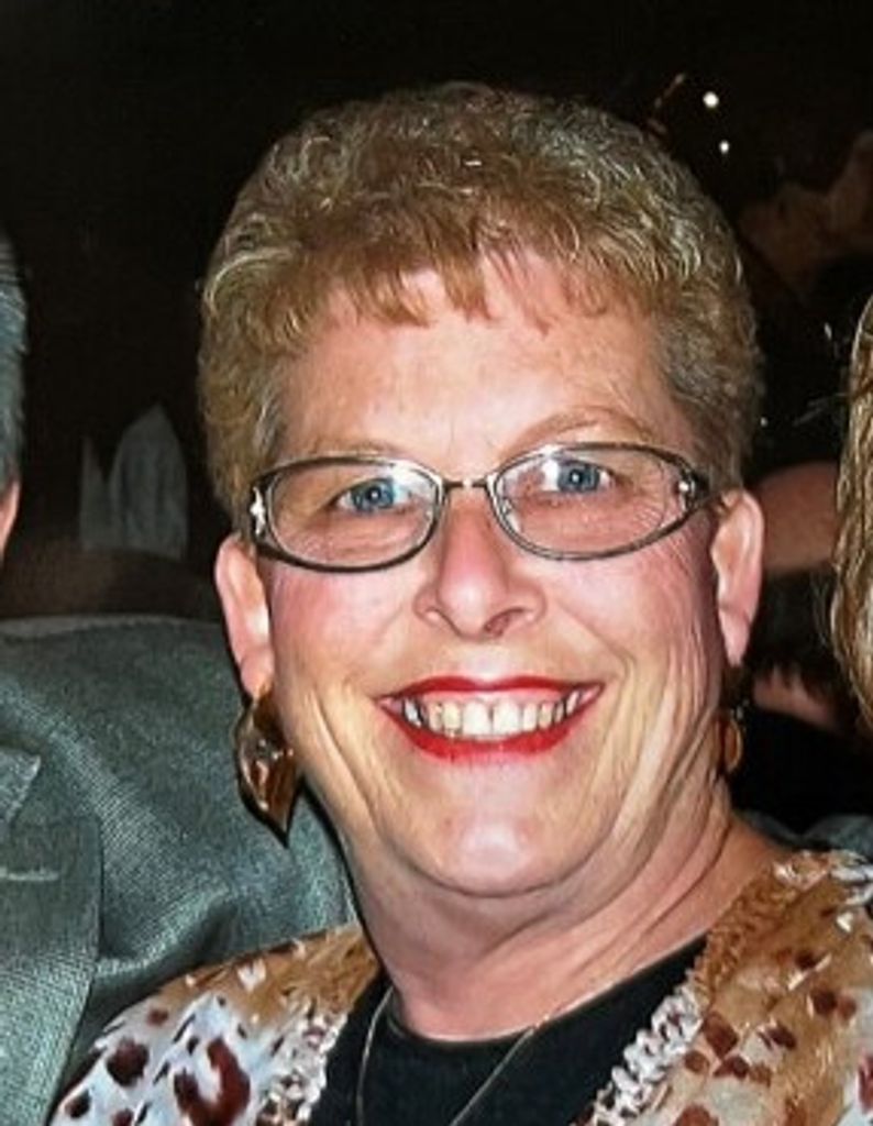 Janet Lyle Profile Photo