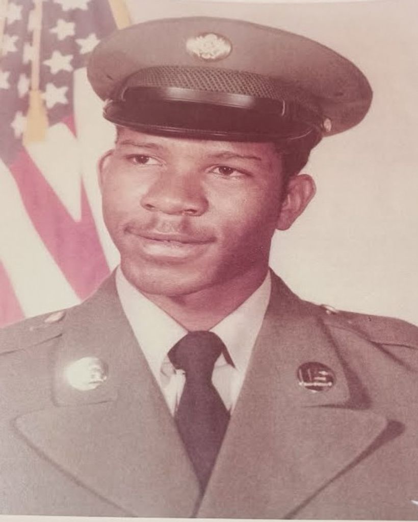 Everett Lee Hernandez