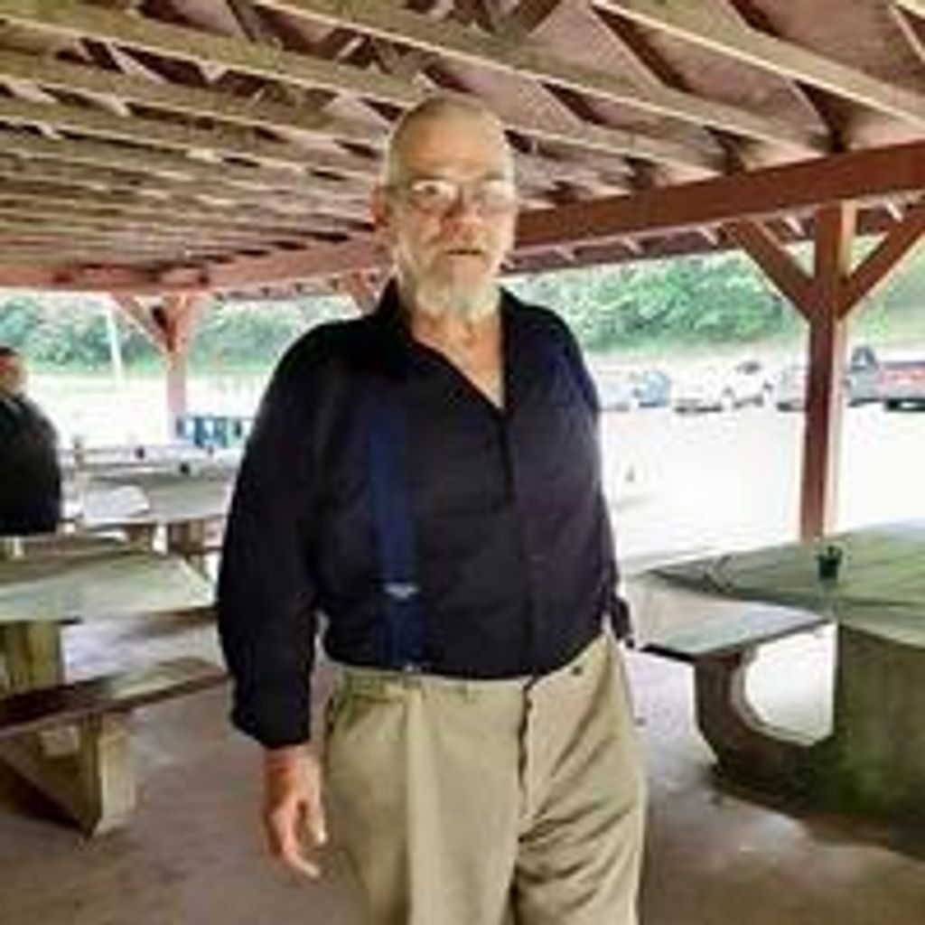 Bruce Wayne Bennett Profile Photo