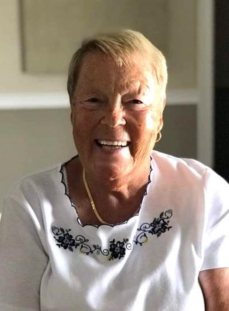 Nancy Jo Foxhill Profile Photo