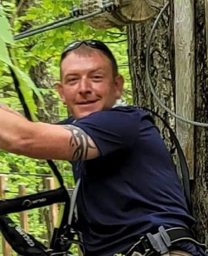 Robert Lewis Bassett