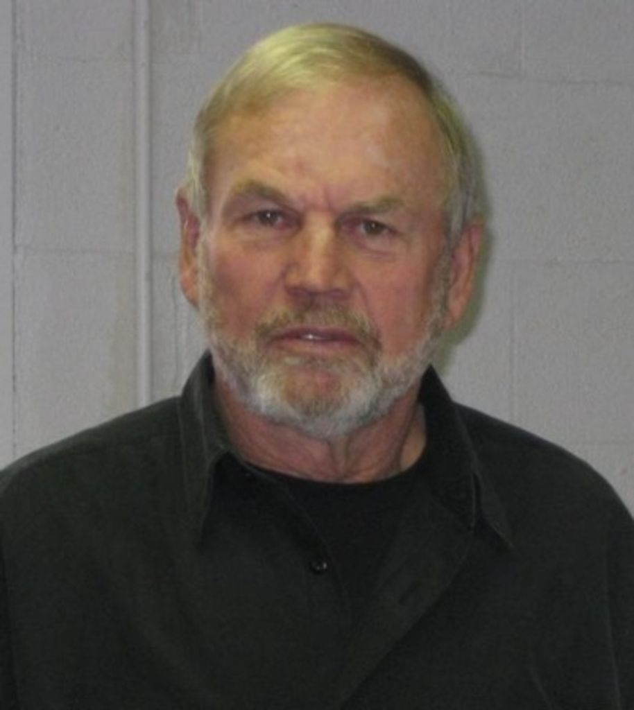 Kenneth "Kennie"   Donoho