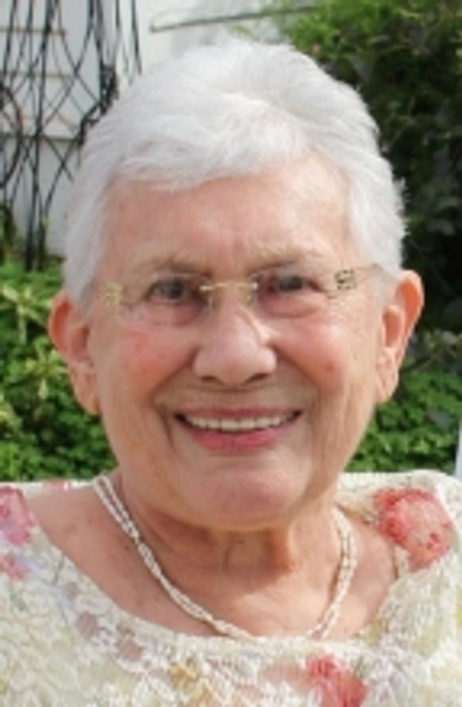 Elizabeth "Betty" Ann Parker Bruening Marquis
