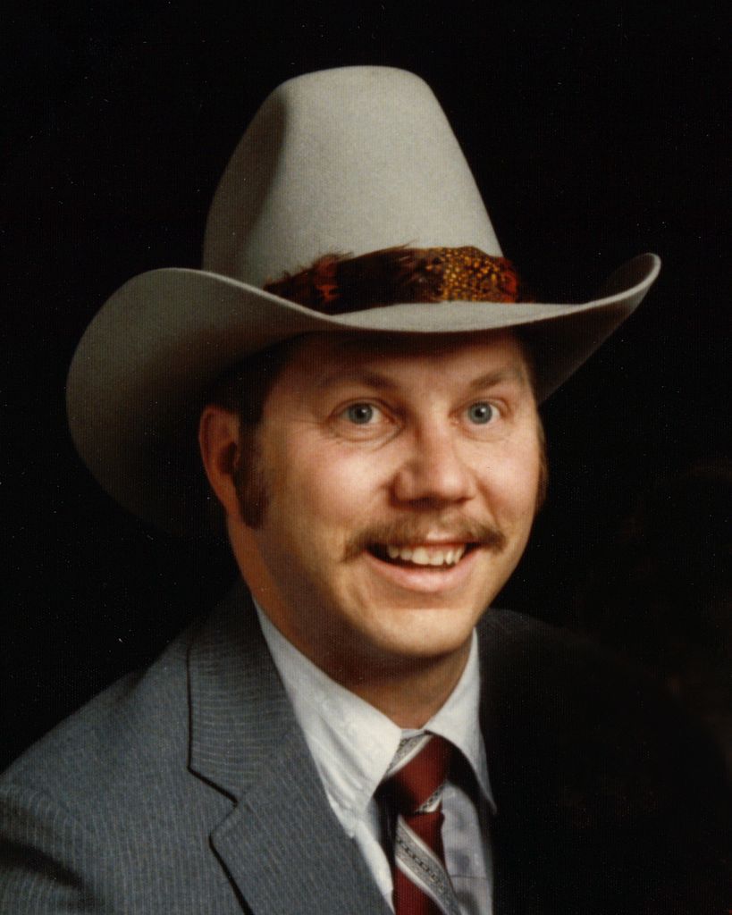 Paul Eugene Leonhardt Profile Photo