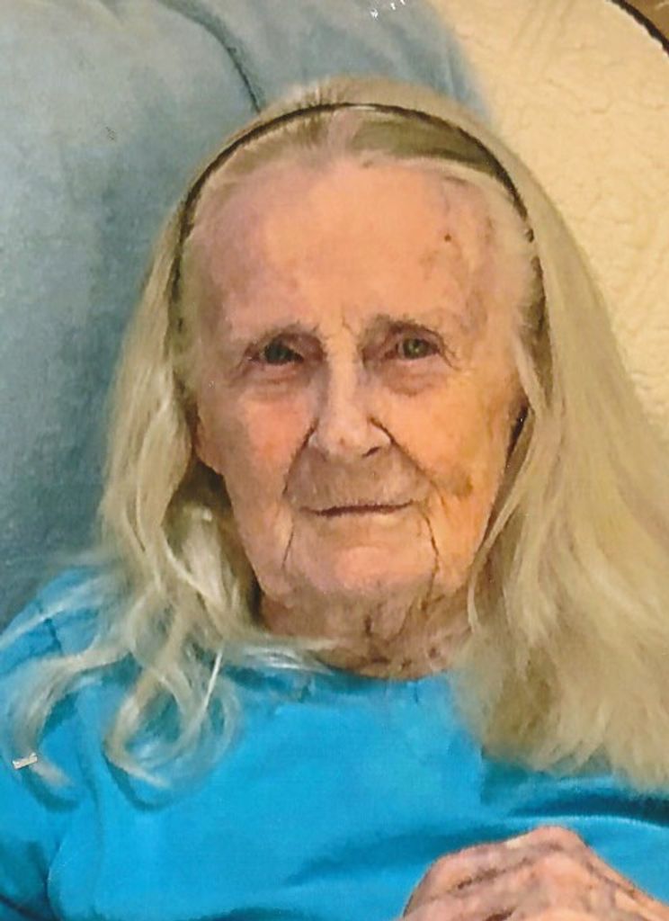 Elizabeth Pelton