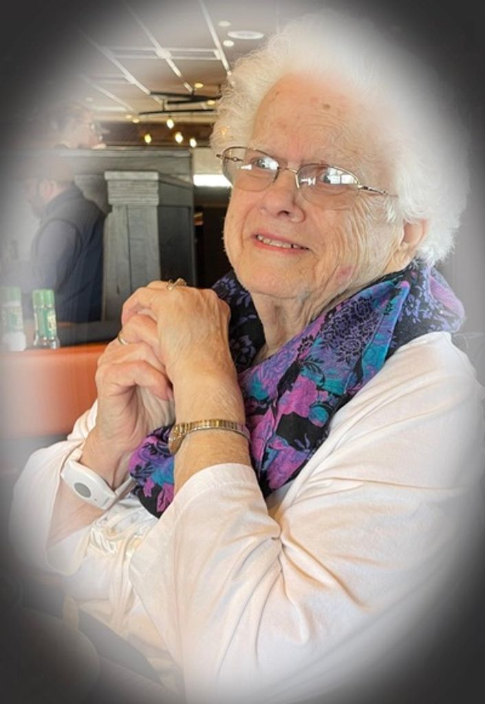 Glenna Carrier Childress Profile Photo