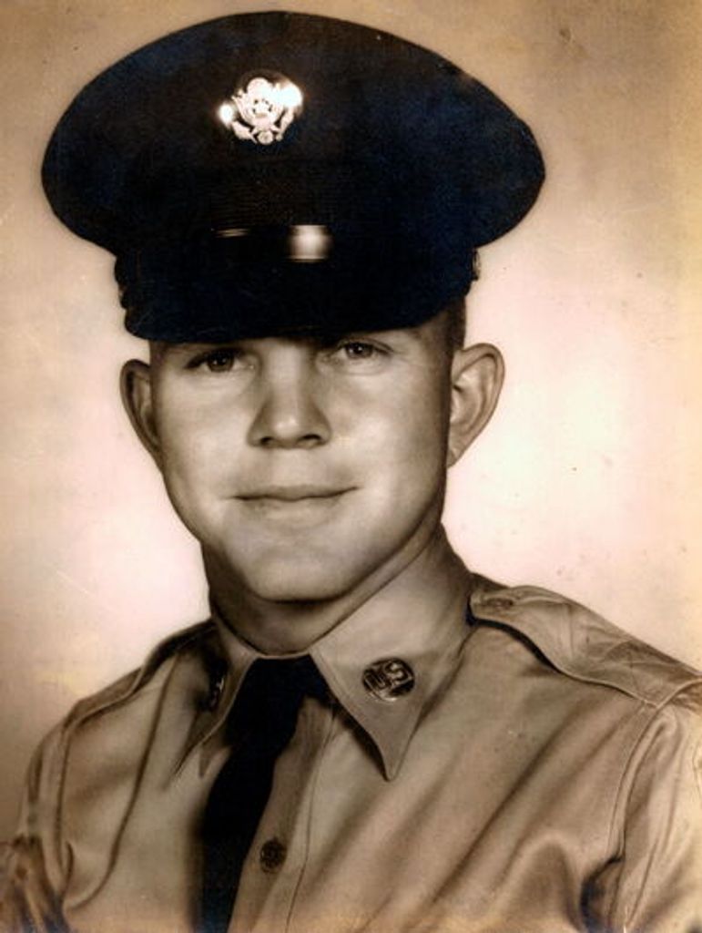 Clyde Ronnie Crowe Profile Photo