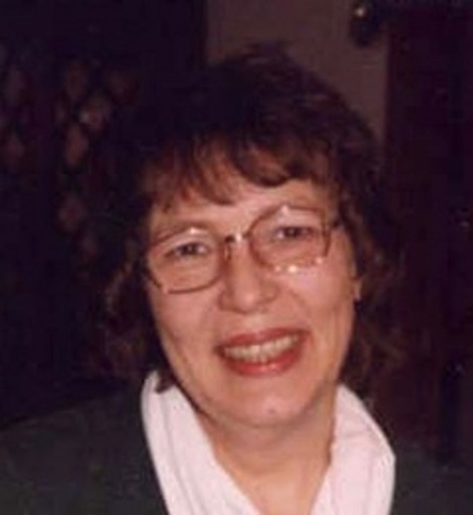 Margaret  Susanne "Sue" Buchau